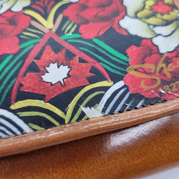 SHARIF | Artistic Expressions leather hand painted maple leaf floral wallet - Picture 9 of 11